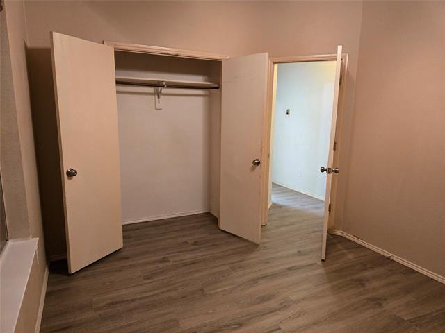 Building Photo - 606 Zollman Ct