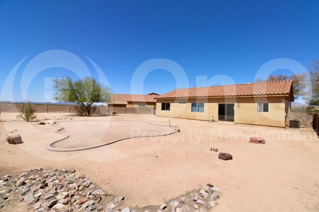 Building Photo - 6780 S Via Molino De Viento