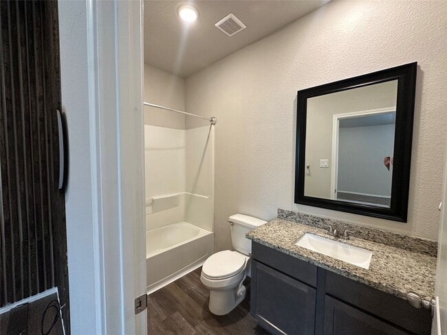Building Photo - 15063 Arrowhead Loop E