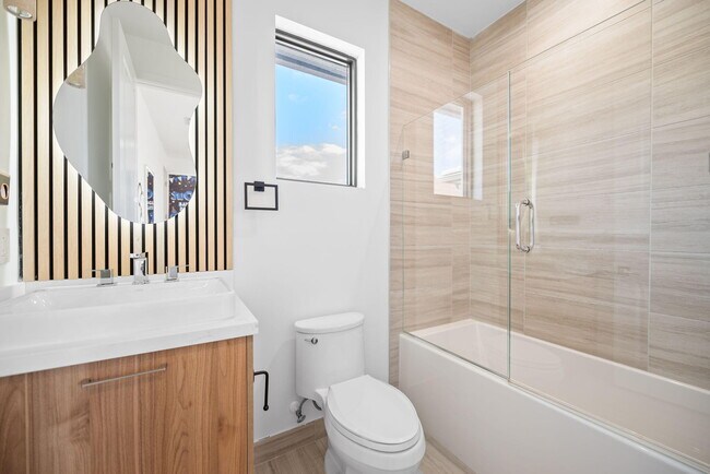 Building Photo - 5735 SW 104th Terrace