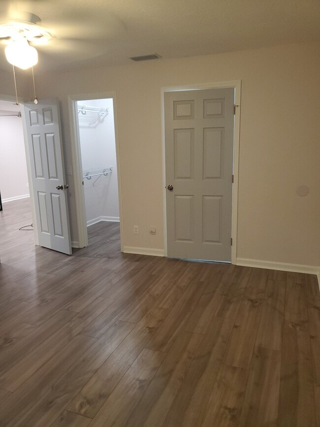 Building Photo - 1004 Egret Ct