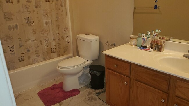 Building Photo - 3 bd, 2 ba house, NE Columbia, near I-70/H...