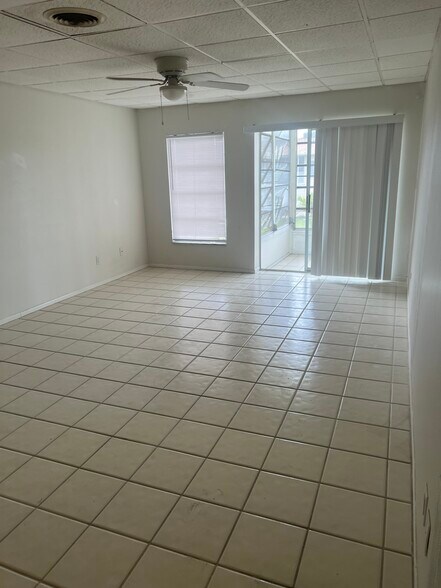 Building Photo - 3106 Harbor Blvd