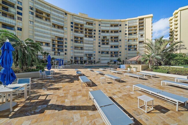 Building Photo - 100 Ocean Trail Way