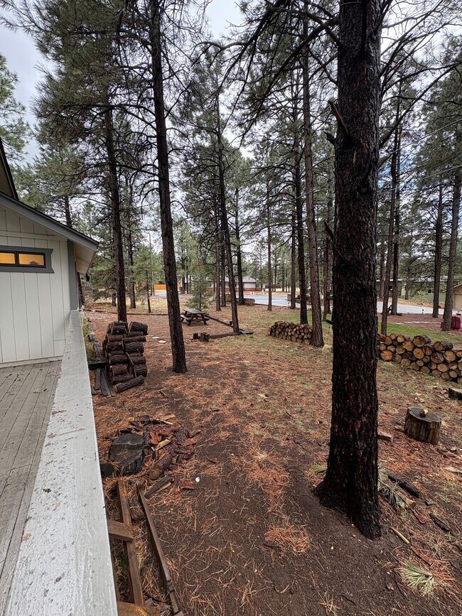 Building Photo - Gorgeous Furnished Country Club Rental