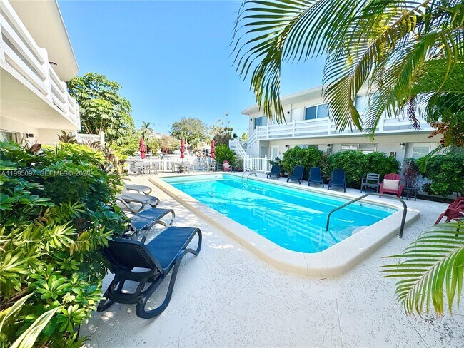 Building Photo - 1601 SE 15th St