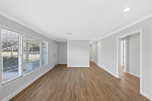 Building Photo - 2416 Lake Air Dr