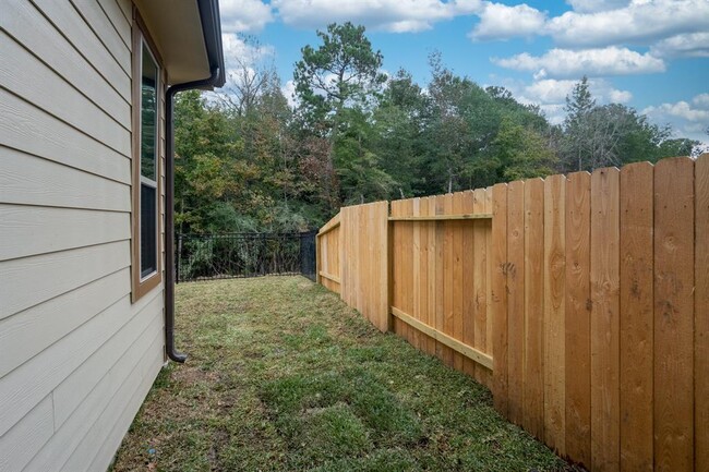 Building Photo - 533 Longleaf Pine Dr