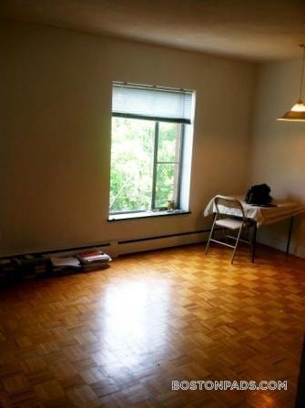 Building Photo - 524 Putnam Ave