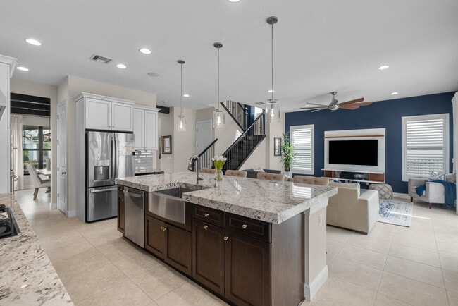 Building Photo - 13371 Machiavelli Way