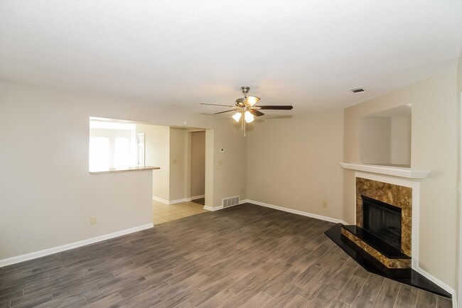 Building Photo - 5411 Maiden Grass Dr