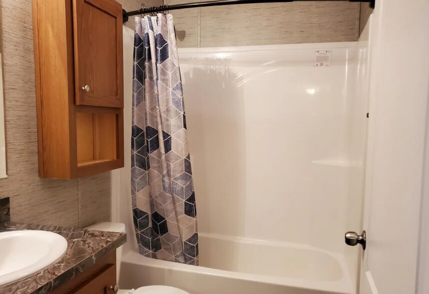 Building Photo - 81 Quail Ct