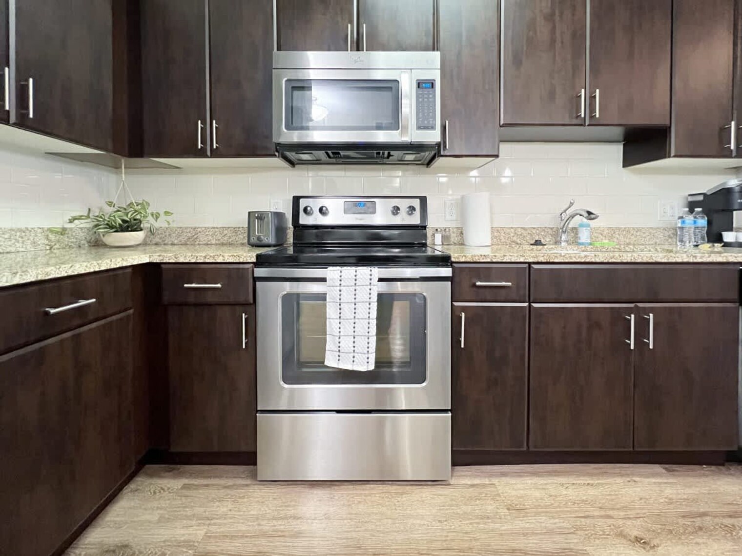 Building Photo - 4504 W Spruce St