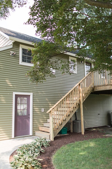 Building Photo - 6022 Carpenter St