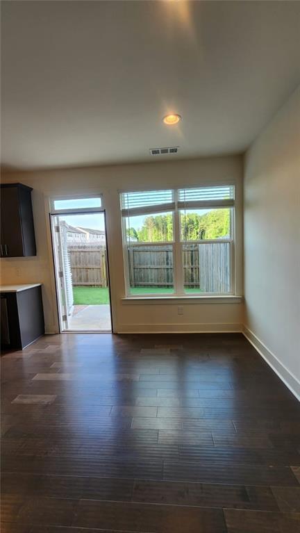 Building Photo - 300 Auburn Valley Wy