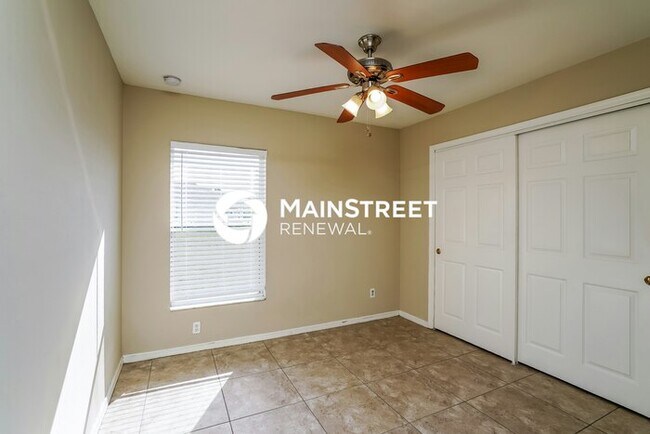 Building Photo - 4 Bedroom Pet-Friendly Home in Cape Coral, FL with Main Street Renewal