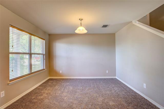Building Photo - 1057 Castle Top Dr