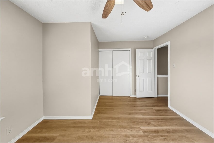 Building Photo - 11234 Berkley Sq