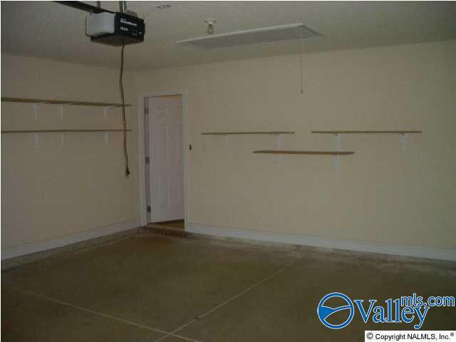 Building Photo - 203 Bremerton Dr SW
