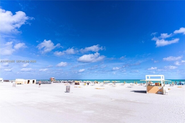 Building Photo - 1455 Ocean Dr