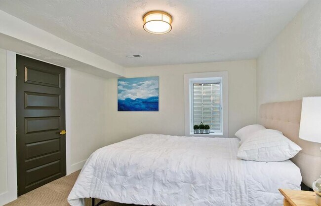 Bedroom #4 - 3504 N Gaylord St