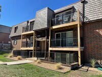 Building Photo - Mission Woods