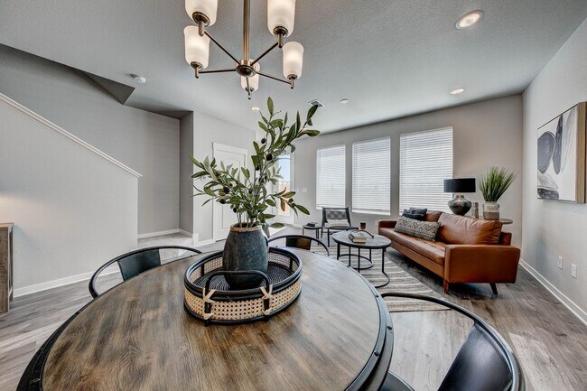 Building Photo - Gorgeous New Build 3 Bed 2 1/2 Bath in Tim...