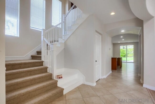 Building Photo - 6452 Paseo Cerro