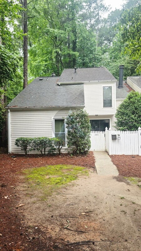 Building Photo - 2646 Briarwood Dr SE