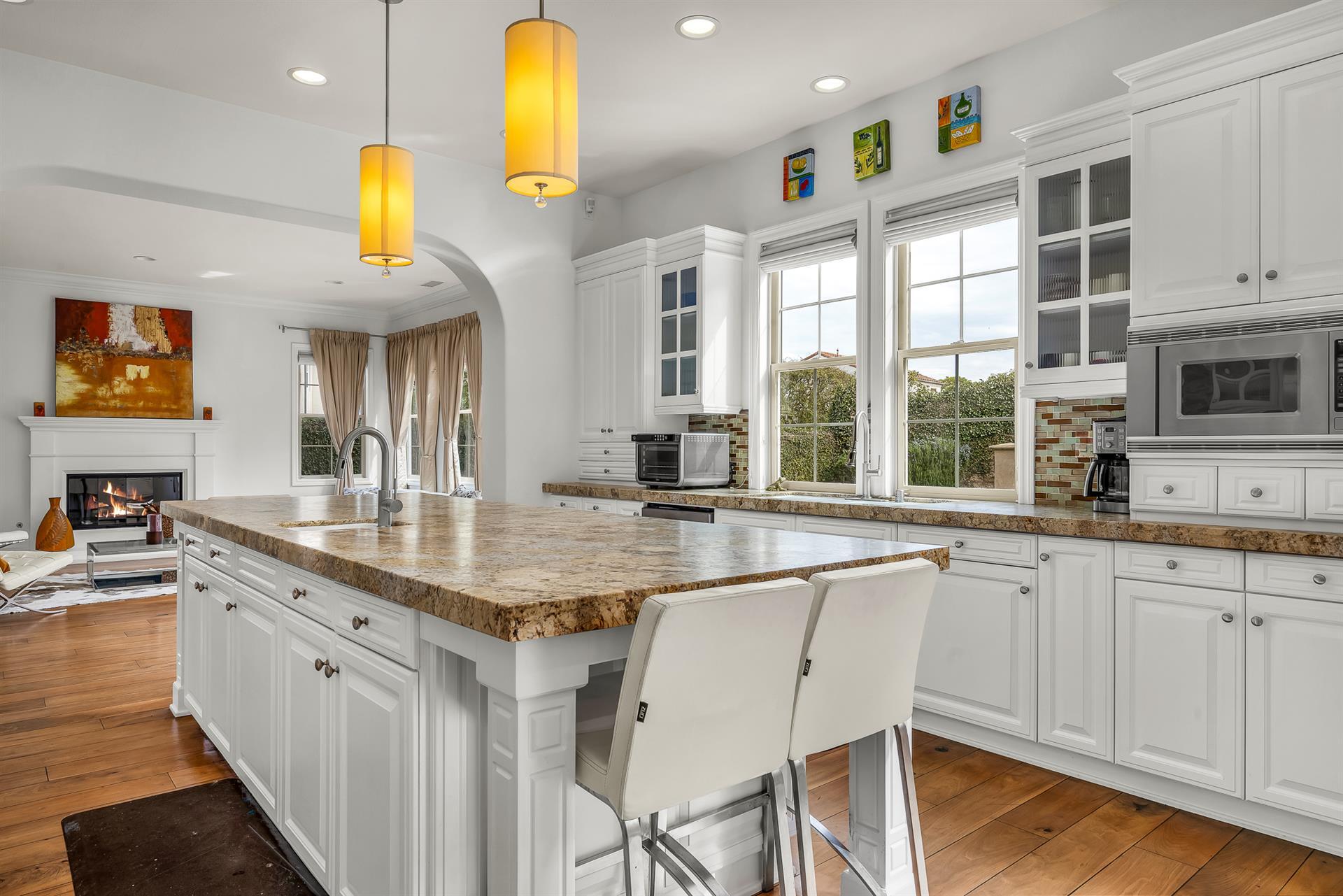 Building Photo - 8001 Ocean Bluff Dr