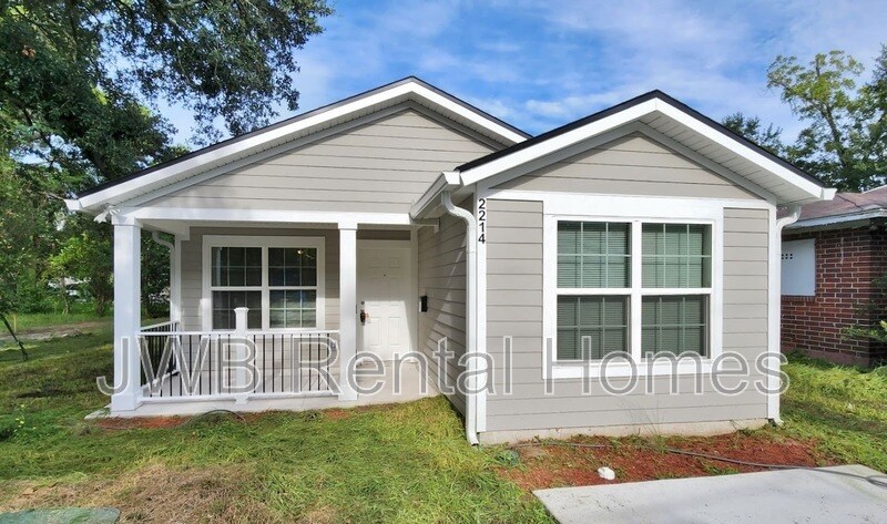 Building Photo - 2214 Spires Ave