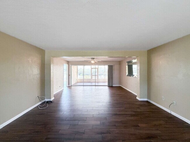 Building Photo - RENT THIS CANAL FRONT HOME WITH ZERO DEPOSIT DOWN