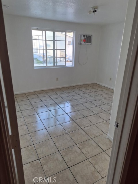 Building Photo - 2879 N State St