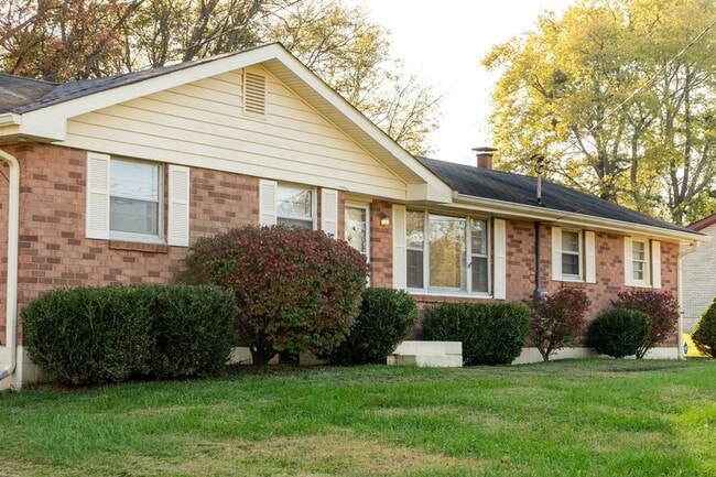 Building Photo - 106 Bluewater Dr