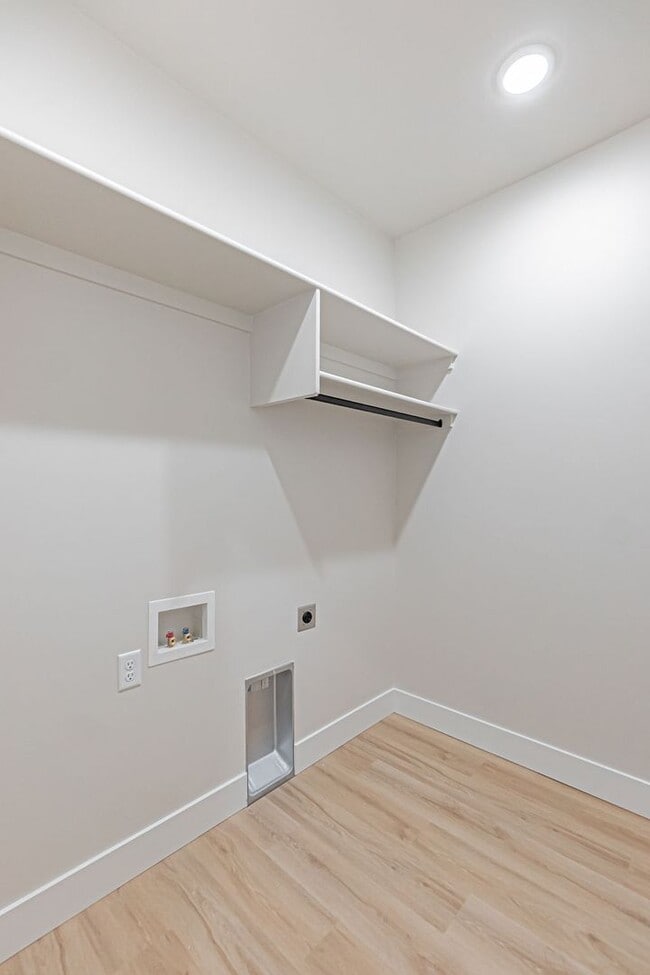 Building Photo - 455 Blue Spruce Ave