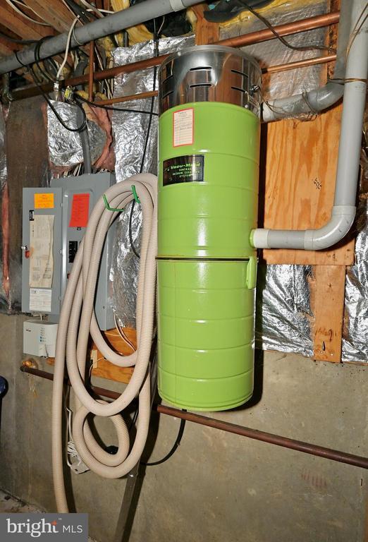 Building Photo - 14310 Rich Branch Dr