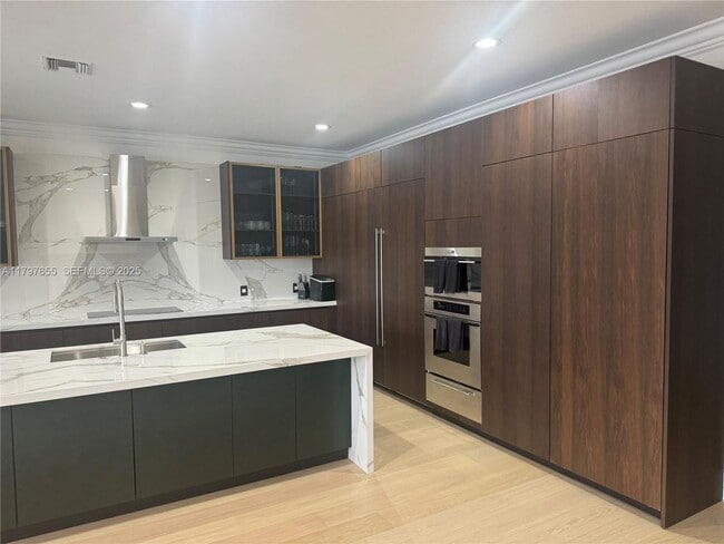 Building Photo - 1309 Middle River Dr