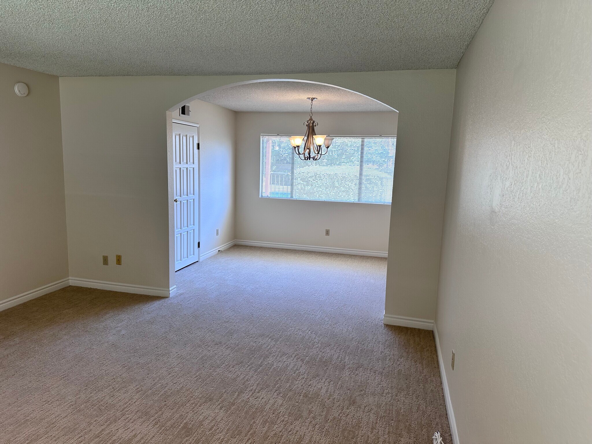 Building Photo - 3218 Tannencrest Dr