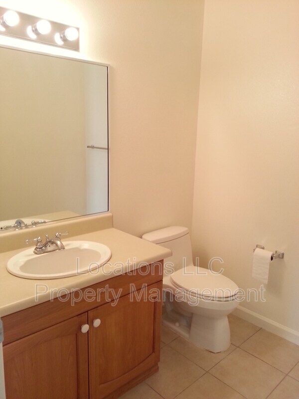 Building Photo - 94-1005-1005 Kaamea St