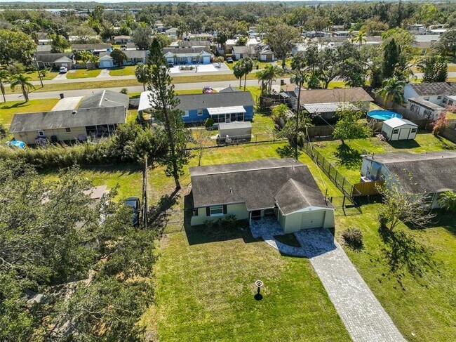 Building Photo - 6025 Florida Cir S