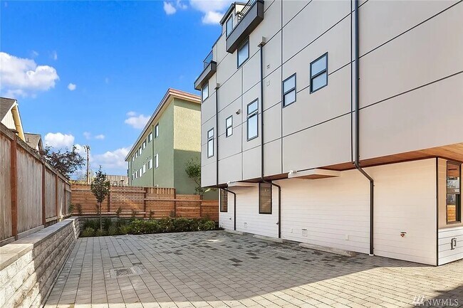 Building Photo - 2212 NW 59th St