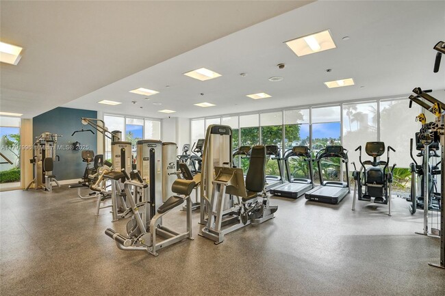 Building Photo - 20281 E Country Club Dr