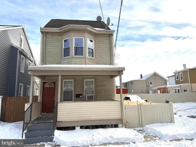 Building Photo - 21 Michigan Ave