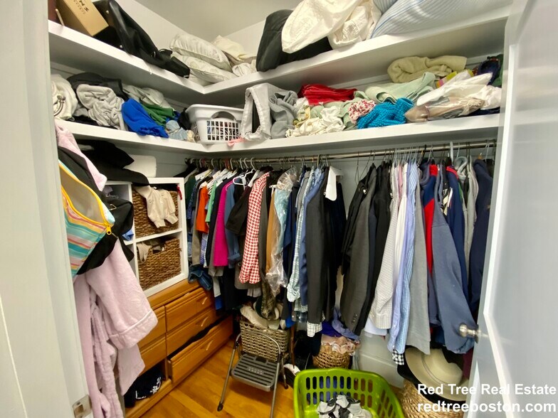 Building Photo - 407 S Huntington Ave