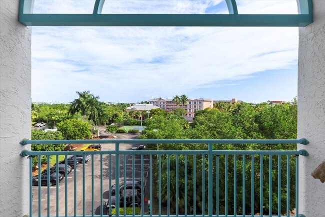 Building Photo - 3635 Seaside Dr