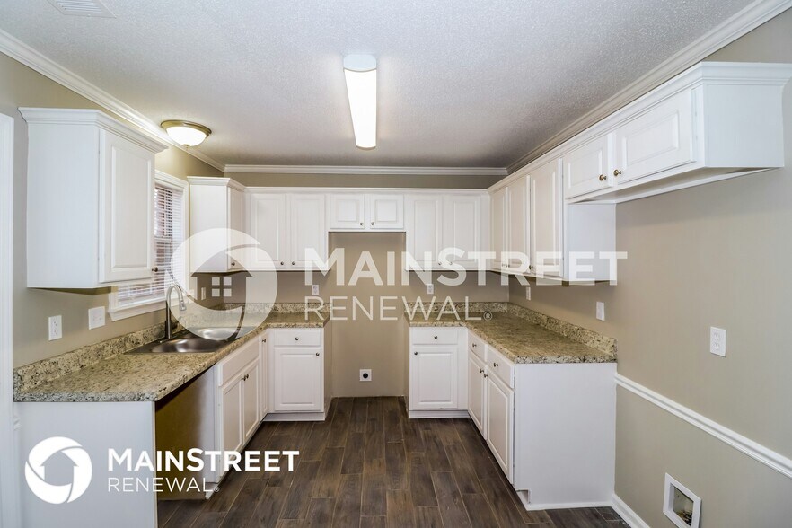 Building Photo - 4896 Harvest Park Dr