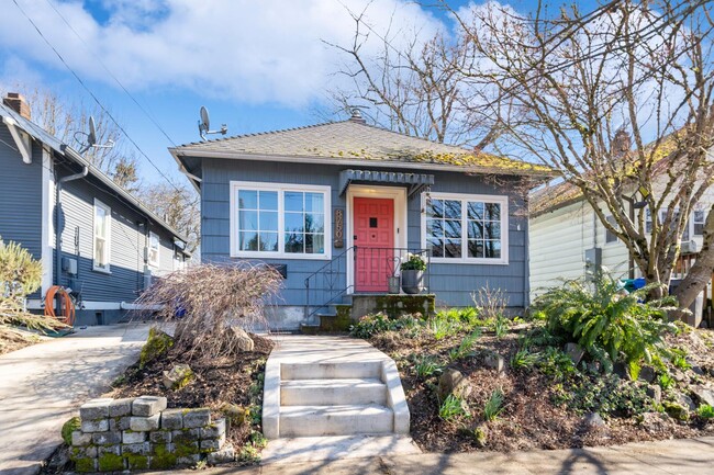Primary Photo - 8750 N Peninsular Ave