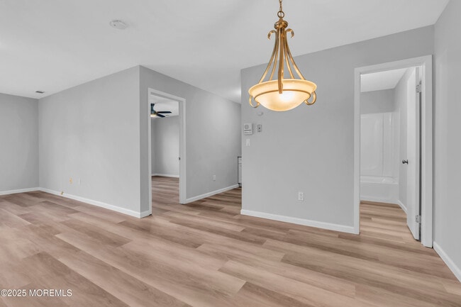 Building Photo - 213 Main St