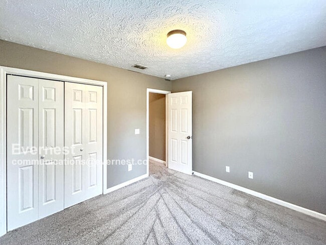 Building Photo - 3420 Chateau Valley Ln
