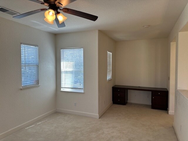 Building Photo - Elegant 4 Bedroom 4 Bath Mountain House So...